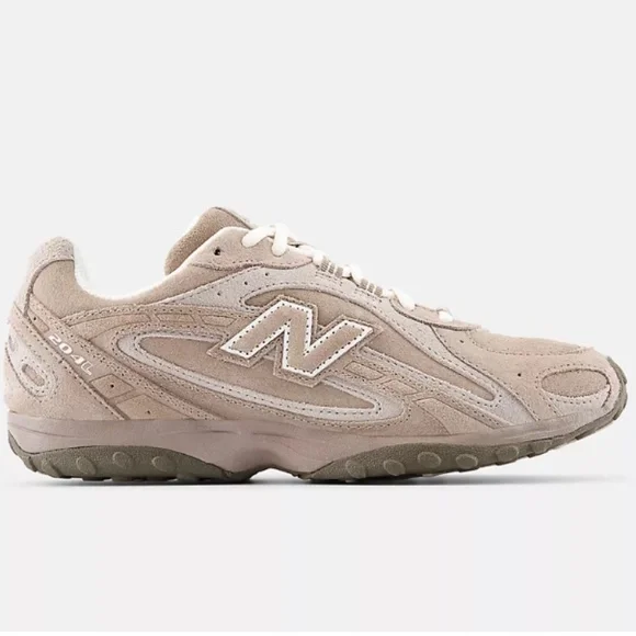 NWT New Balance 204 L Woman Mushroom with arid stone Size US 9 - Picture 1 of 8